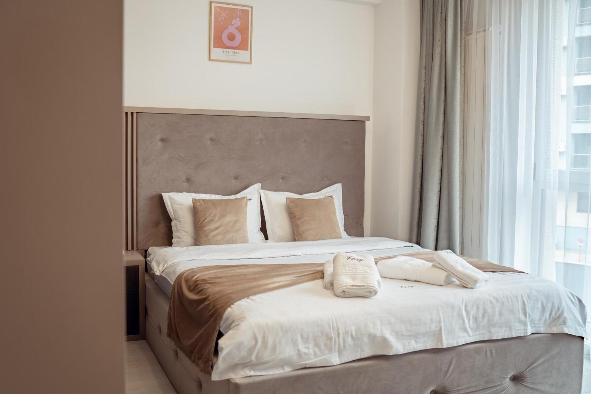 Palace Of Culture Dream Apartments And Studios Iasi Esterno foto