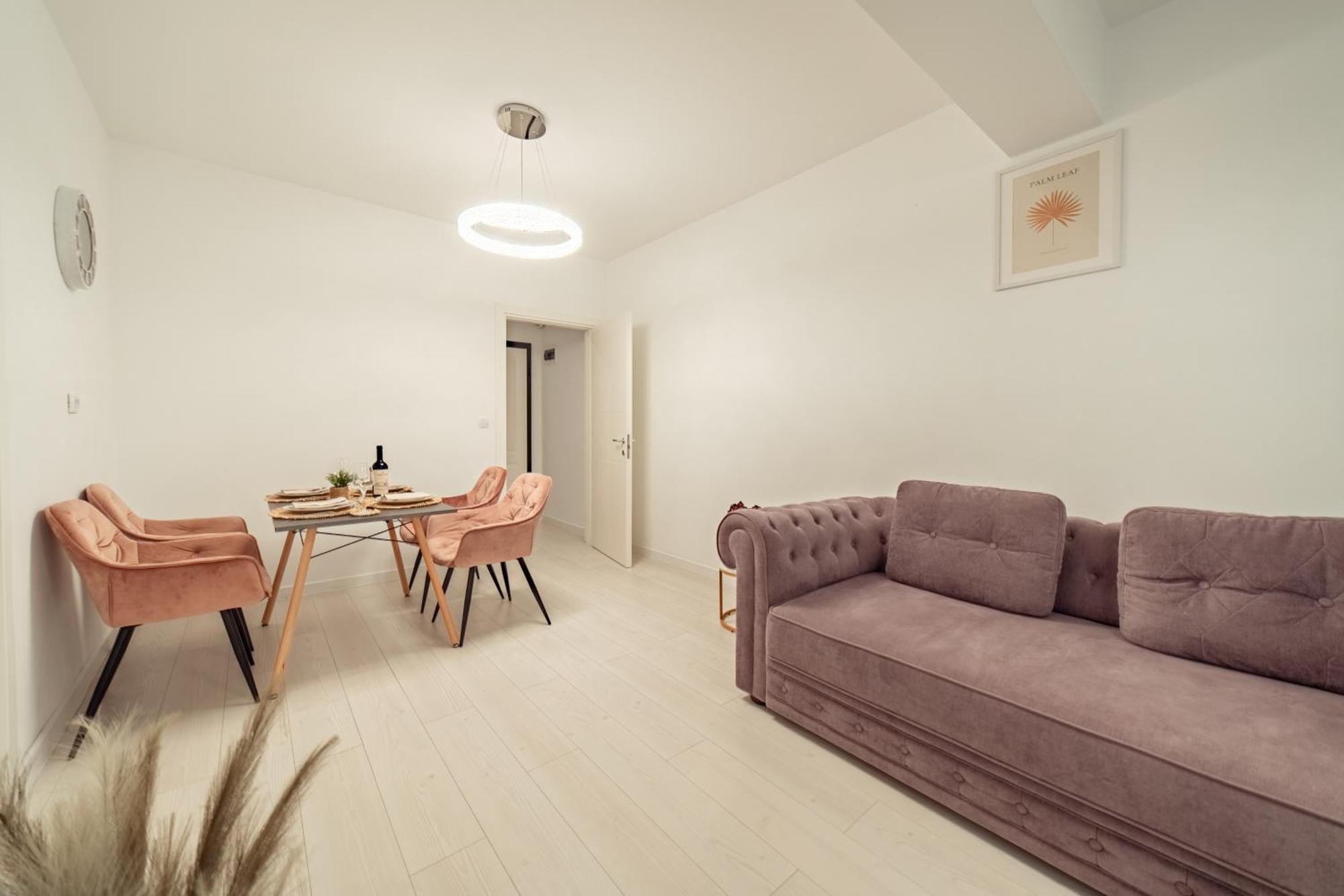 Palace Of Culture Dream Apartments And Studios Iasi Esterno foto